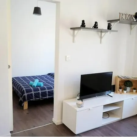 Rm-2 - Joli 2 Pieces Equipe Au 2eme Etage Pour 1-3 Pers *