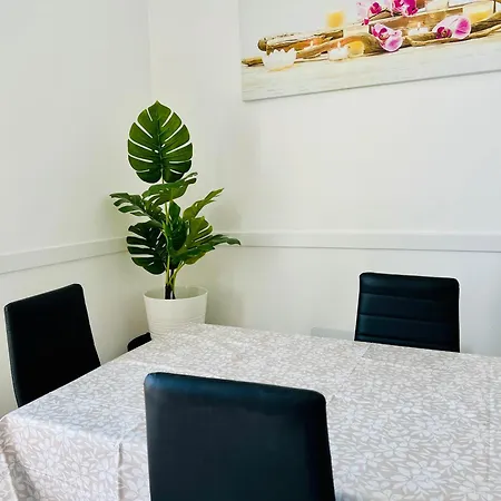 Rm-2 - F2 Au 2eme Etage Pour 1-3 Pers Apartment