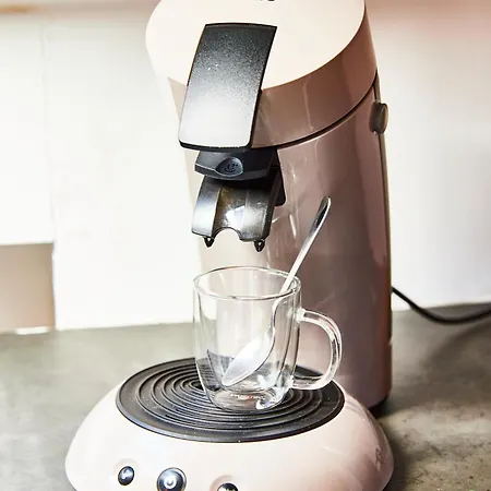 Rm-2 - Joli 2 Pieces Equipe Au 2eme Etage Pour 1-3 Pers Apartament