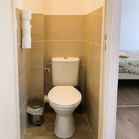아파트 Rm-2 - Joli 2 Pieces Equipe Au 2eme Etage Pour 1-4 Pers *